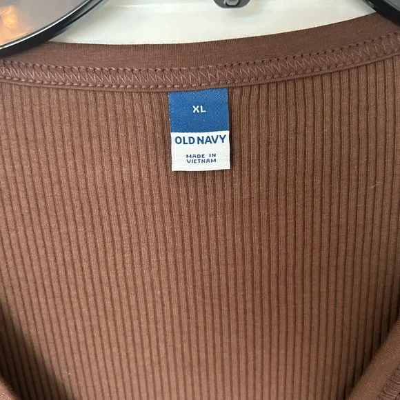 Old Navy Fitted Henley - Picture 3 of 3